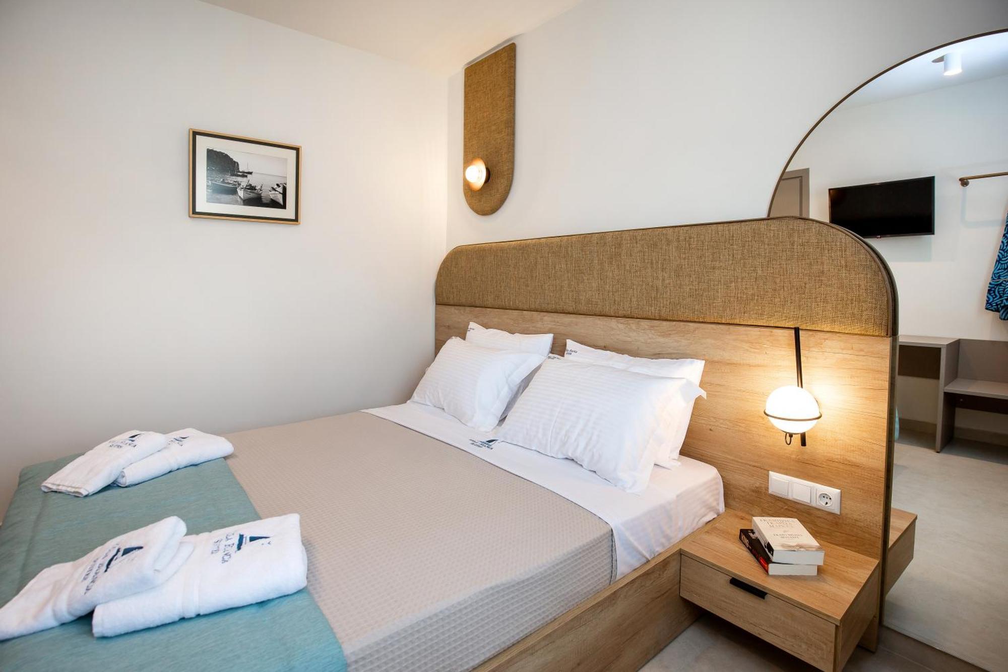 Vela Bianca Suites Limenaria  Exterior photo